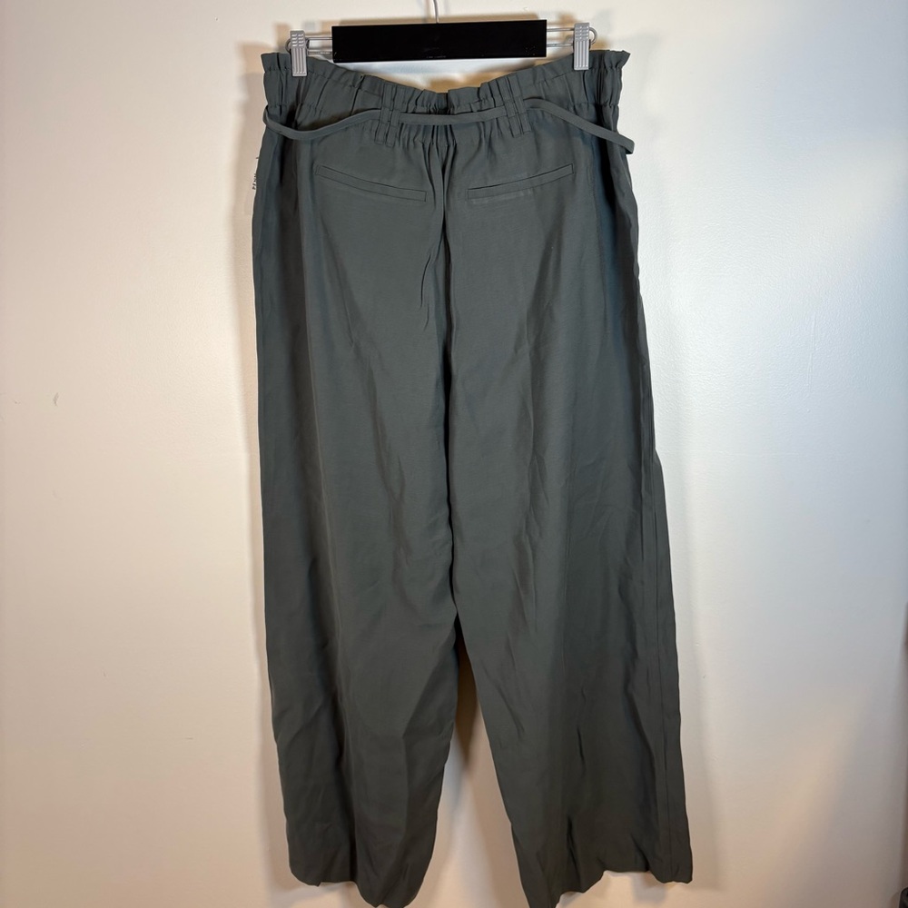NWT Penningtons Women’s Wide‑Leg Paper Bag Pants Dark Olive Green, Size 16 - Picture 2 of 7
